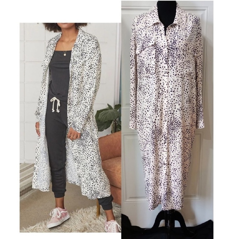 Long sleeve Saltwater Luxe cardigan.